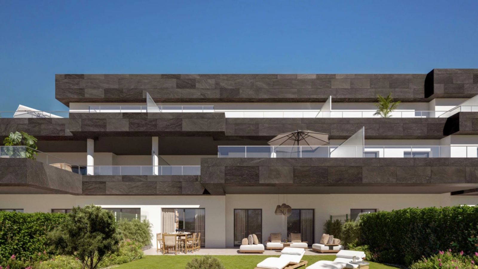 3 Bed Middle Floor Apartment in Casares in Casares — Apartment